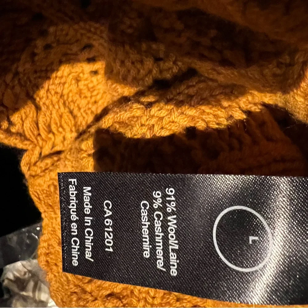 Luxton S-M Balaclava Hood Scarf Hat Rust